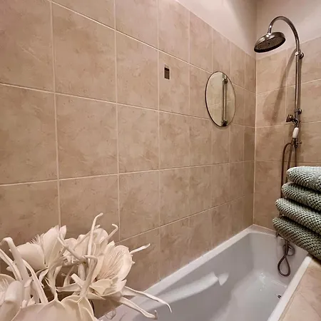 Lejlighed Bed & Bulles-jaccuzzi-parking Troyes