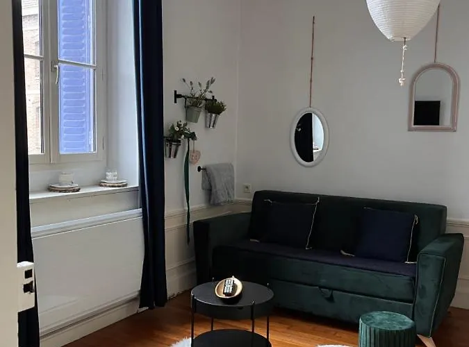 דירה Bed & Bulles-jaccuzzi-parking טרואה