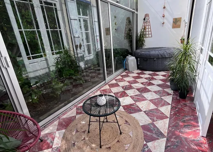 דירה Bed & Bulles-jaccuzzi-parking טרואה